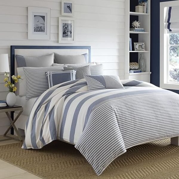 Nautica - Queen Duvet Cover Set, Cotton Reversible Bedding with Matching Shams, Mediterranean Inspired Home Decor for All Seasons (Fairwater Blue, Queen)