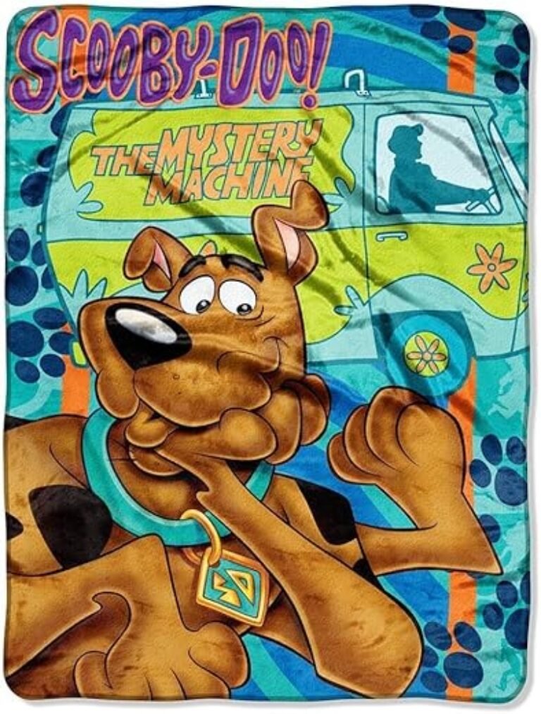 Northwest Scooby Doo Micro Raschel Throw Blanket, 46" x 60", Whole Gang