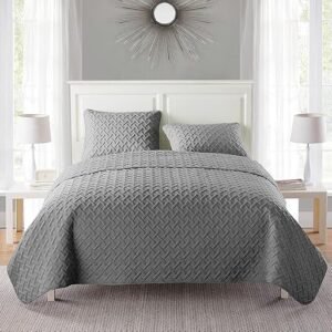 VCNY Home Quilt Super Soft Reversible Bedding Set with Matching Shams, Twin, Nina Grey
