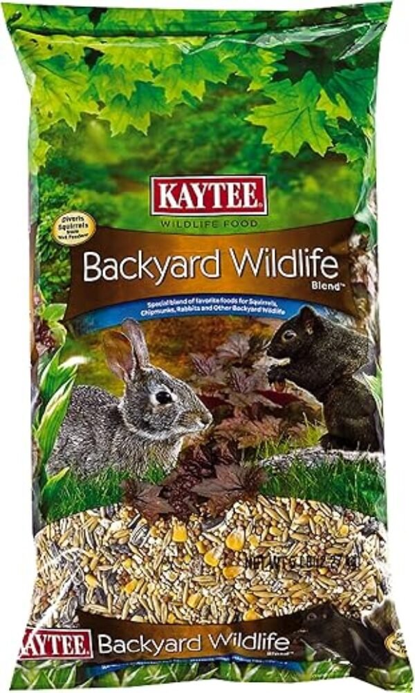 Kaytee Backyard Wildlife Food Blend For Wild Squirrels, Chipmunks, Rabbits and Other Backyard Wildlife, 5 Pound