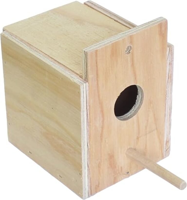 YML Assembled Wooden Nest Box for Outside Mount, Small